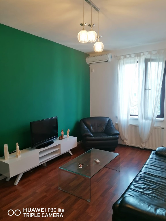 Floreasca Apartament cu 2 camere renovat mobilat 5 min Metrou Aurel Vlaicu — fotografia 3