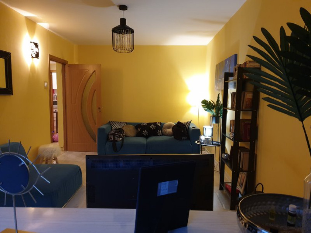 Apartament cu 3 camere spre inchiriere zona Tineretului — fotografia 3